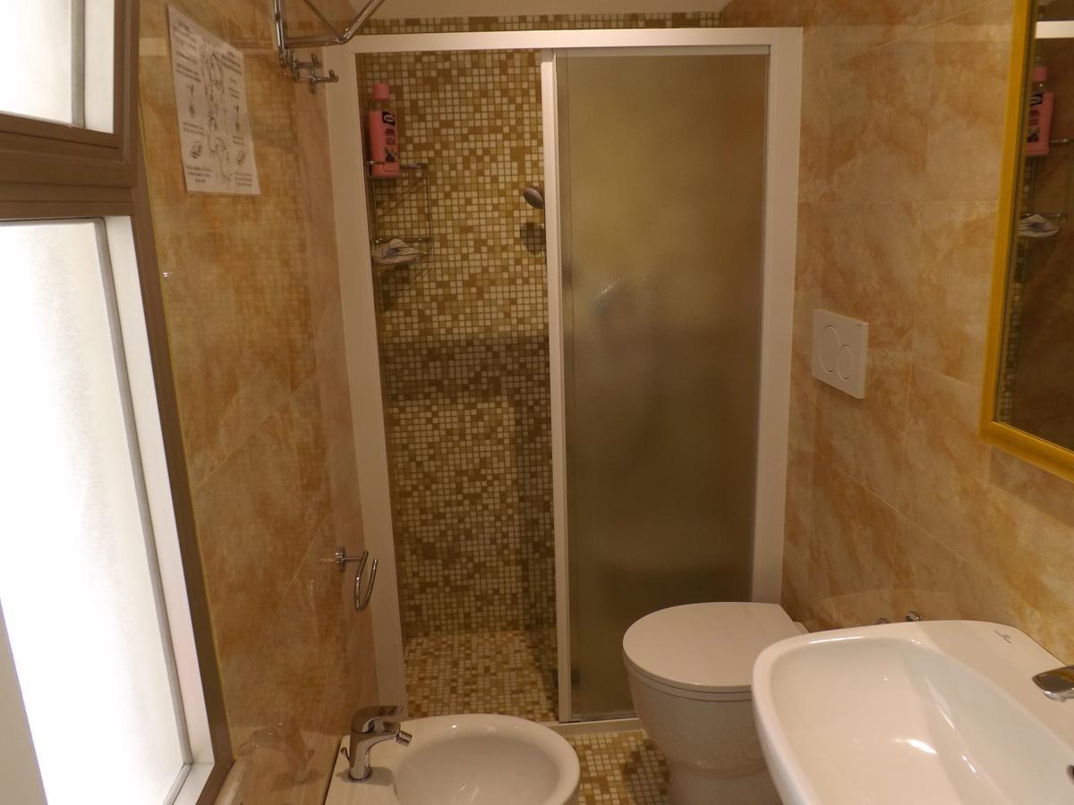 Hotel Gioiosa Чезенатико Экстерьер фото